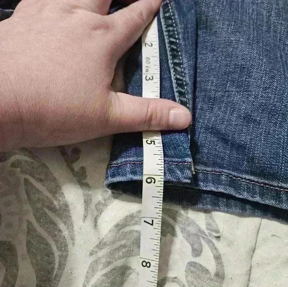 Lee plus size mid rise denim shorts! - Picture 5 of 5